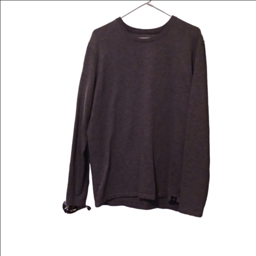 -- Light Gray Crew Neck Shirt With Long Sleeves